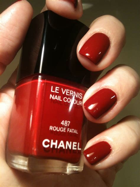 le vernis chanel 487 rouge fatal|Chanel Rouge Fatal Le Vernis Review, Photos, Swatches.